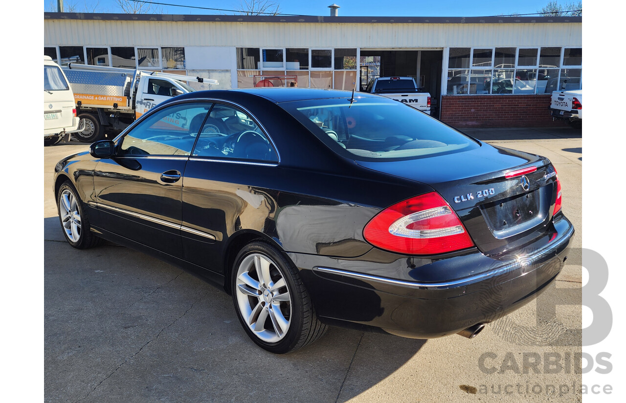 05/2005 Mercedes-Benz Clk200k ELEGANCE RWD C209 2D Coupe Black 1.8L