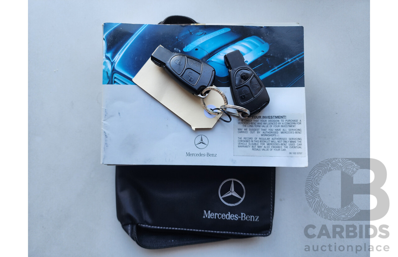 05/2005 Mercedes-Benz Clk200k ELEGANCE RWD C209 2D Coupe Black 1.8L