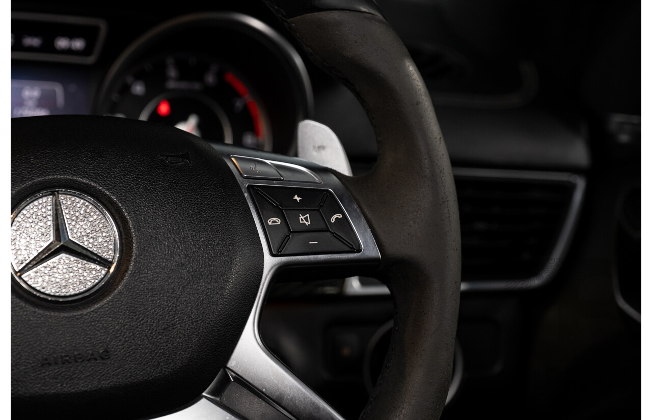 2/2013 Mercedes Benz ML63 AMG (4x4) W166 4d Wagon Palladium Silver Metallic Twin Turbo V8 5.5L