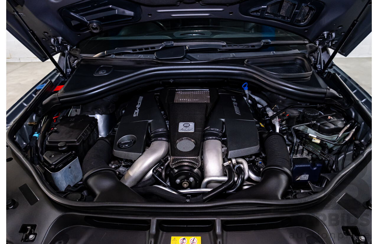 2/2013 Mercedes Benz ML63 AMG (4x4) W166 4d Wagon Palladium Silver Metallic Twin Turbo V8 5.5L