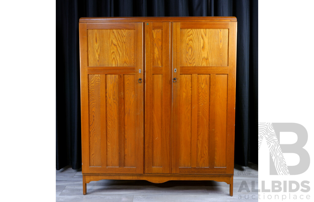 Art Deco Two Door Fitted Gents Robe