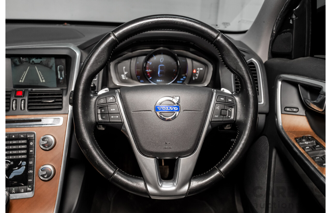 02/2016 Volvo XC60 T5 Luxury DZ MY16 4D Wagon Magic Blue Metallic Turbo 2.0L