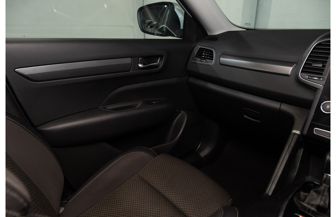 09/2022 Renault Koleos Life XZG MY22 4d Wagon Universal White Metallic 2.5L