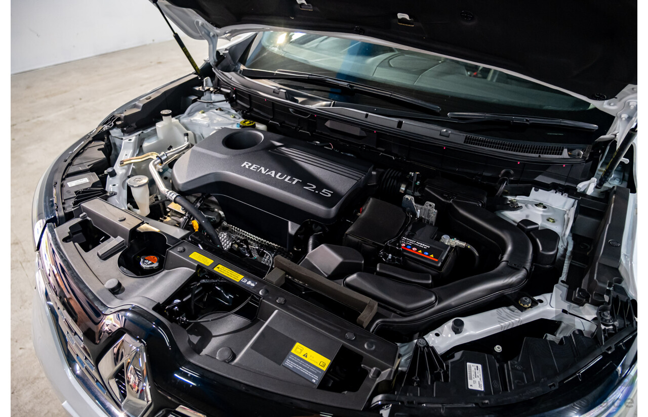 09/2022 Renault Koleos Life XZG MY22 4d Wagon Universal White Metallic 2.5L