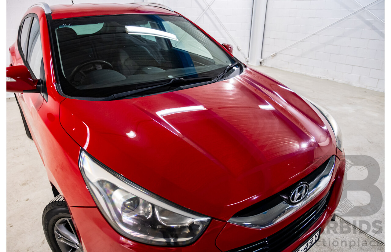 8/2014 Hyundai Ix35 SE LM SERIES II 4d Wagon Red 2.0L