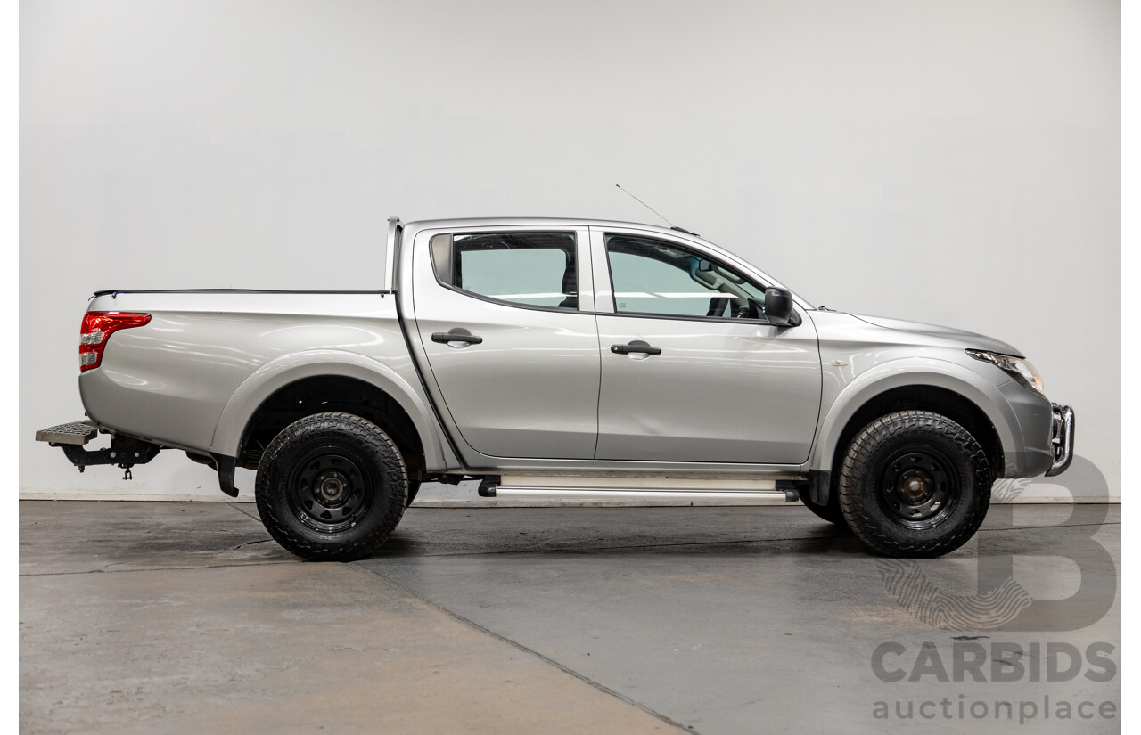 10/2015 Mitsubishi Triton GLX (4x4) MQ MY16 4d Dual Cab Utility Sterling Silver Metallic Turbo Diesel 2.4L