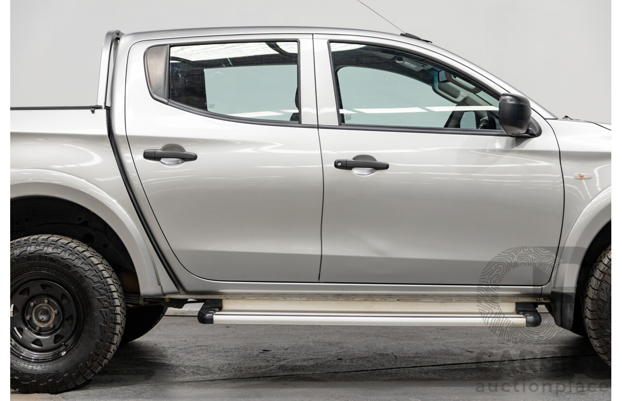 10/2015 Mitsubishi Triton GLX (4x4) MQ MY16 4d Dual Cab Utility Sterling Silver Metallic Turbo Diesel 2.4L