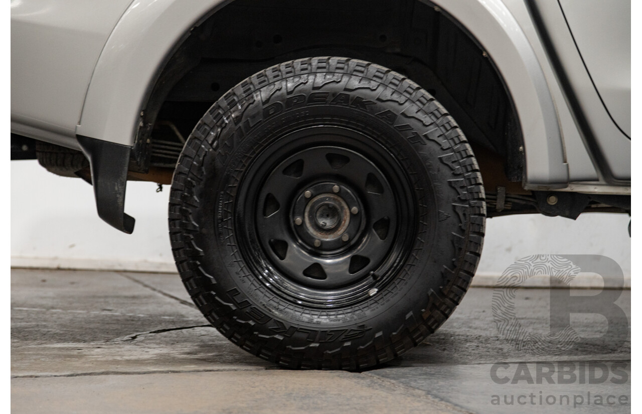 10/2015 Mitsubishi Triton GLX (4x4) MQ MY16 4d Dual Cab Utility Sterling Silver Metallic Turbo Diesel 2.4L