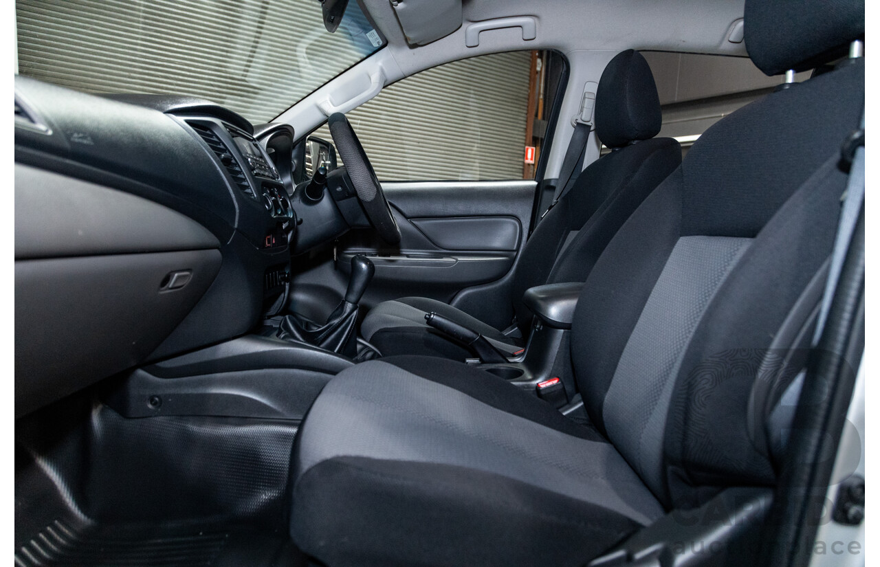 10/2015 Mitsubishi Triton GLX (4x4) MQ MY16 4d Dual Cab Utility Sterling Silver Metallic Turbo Diesel 2.4L