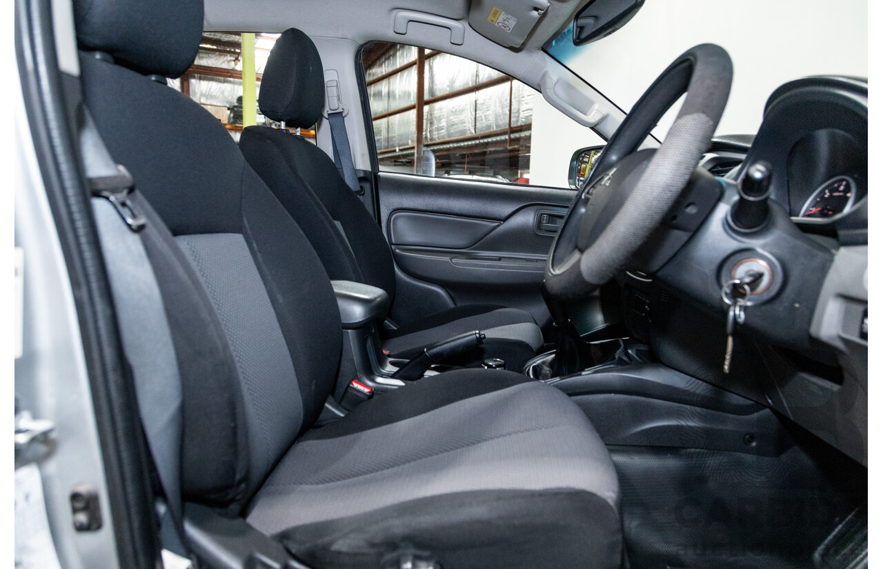 10/2015 Mitsubishi Triton GLX (4x4) MQ MY16 4d Dual Cab Utility Sterling Silver Metallic Turbo Diesel 2.4L