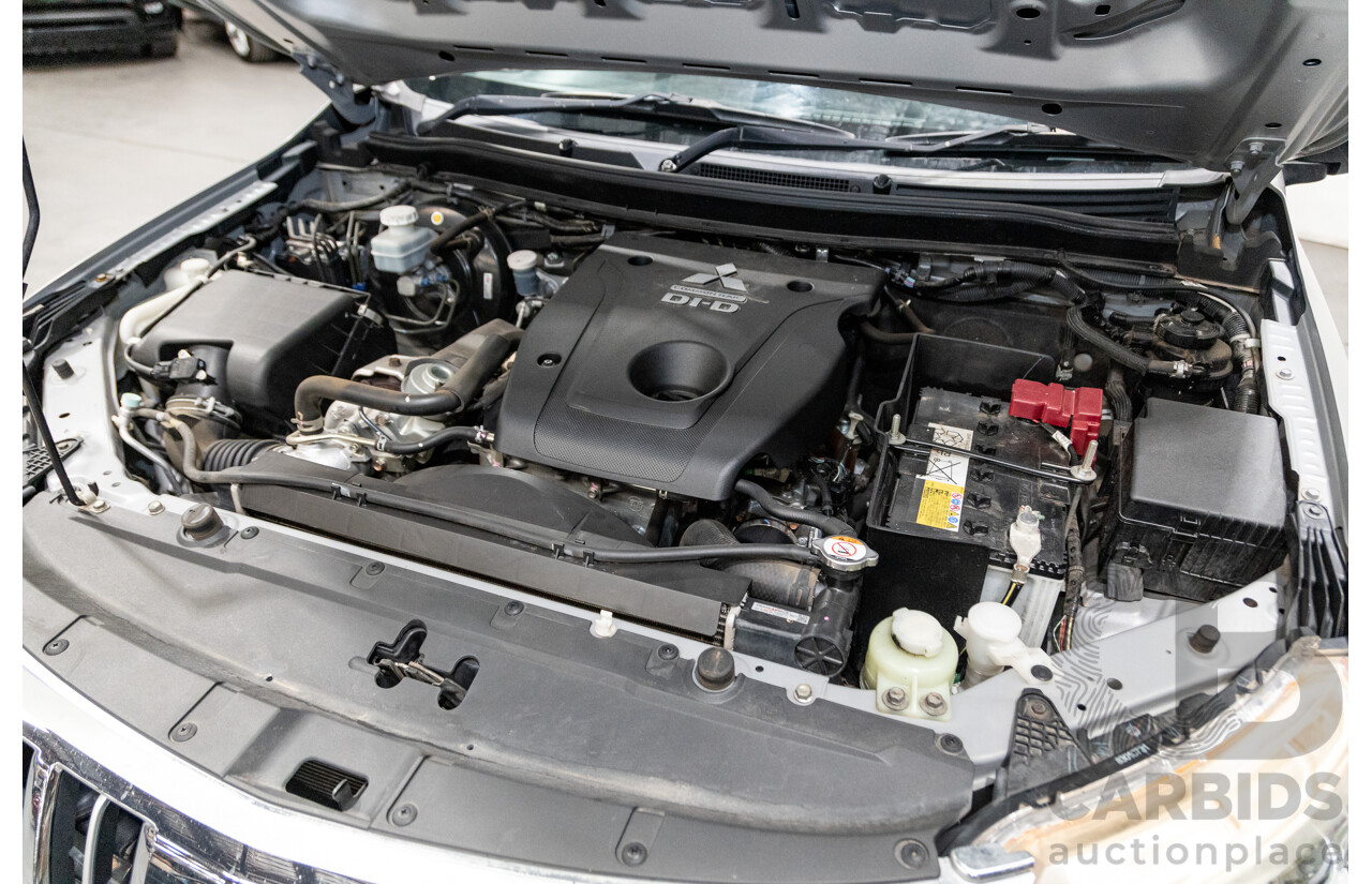 10/2015 Mitsubishi Triton GLX (4x4) MQ MY16 4d Dual Cab Utility Sterling Silver Metallic Turbo Diesel 2.4L