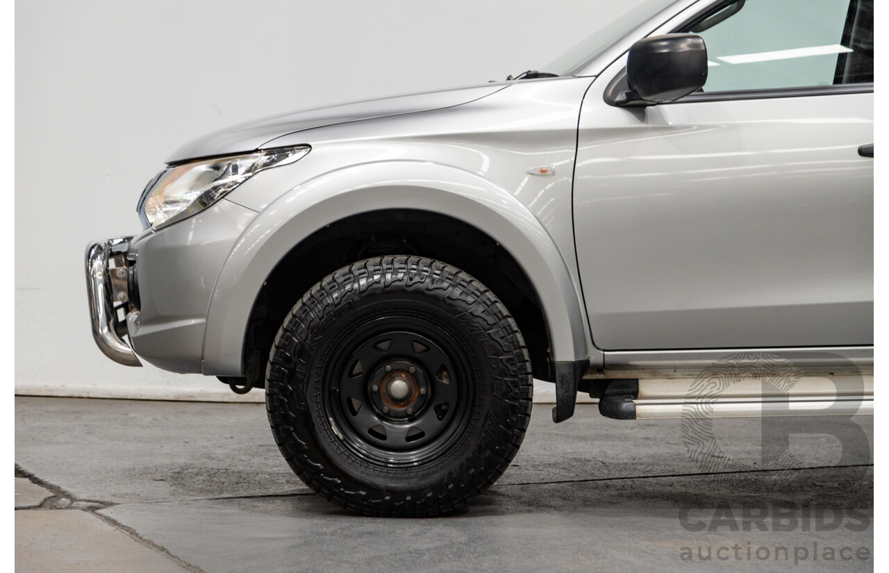 10/2015 Mitsubishi Triton GLX (4x4) MQ MY16 4d Dual Cab Utility Sterling Silver Metallic Turbo Diesel 2.4L