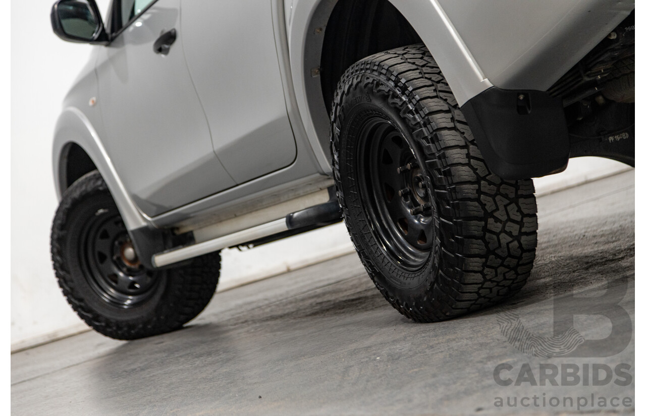 10/2015 Mitsubishi Triton GLX (4x4) MQ MY16 4d Dual Cab Utility Sterling Silver Metallic Turbo Diesel 2.4L