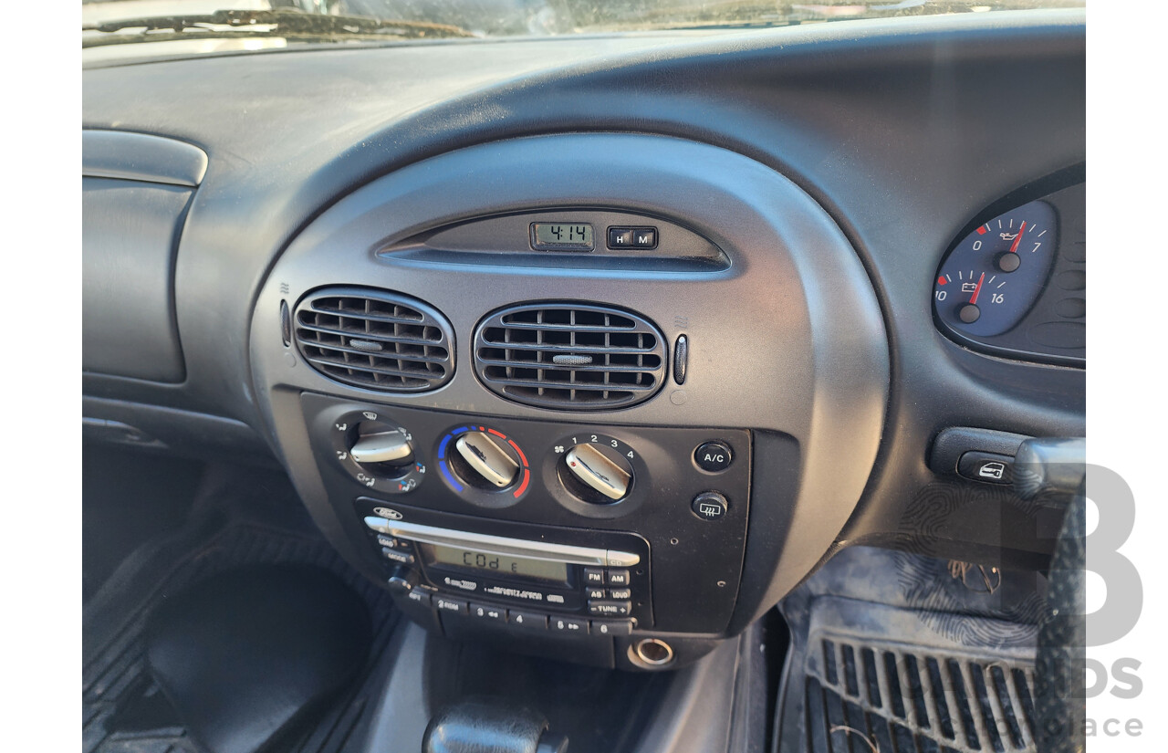 01/2002 Ford Falcon XR8 RWD AUII Utility Red 4.9L