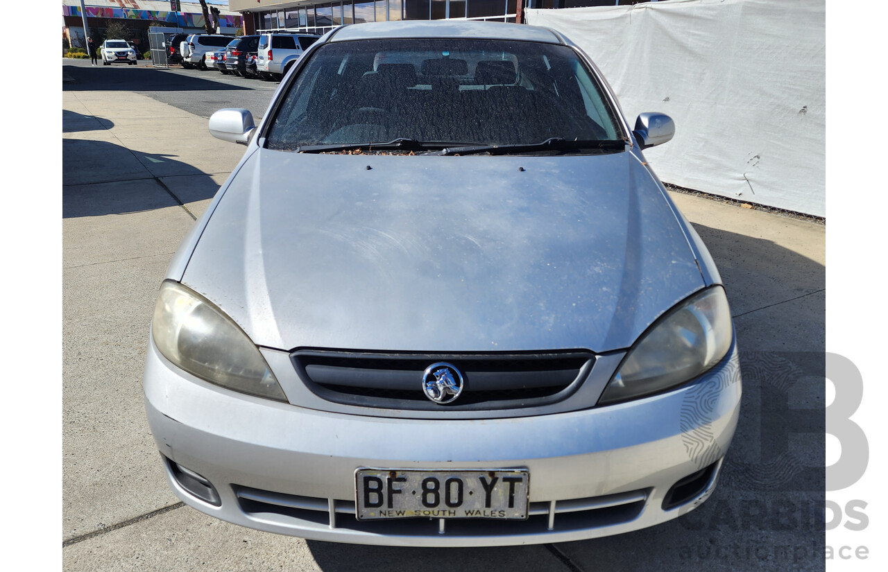 09/2005 Holden Viva FWD JF 5D Hatchback Silver 1.8L