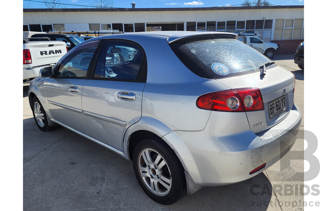 09/2005 Holden Viva FWD JF 5D Hatchback Silver 1.8L