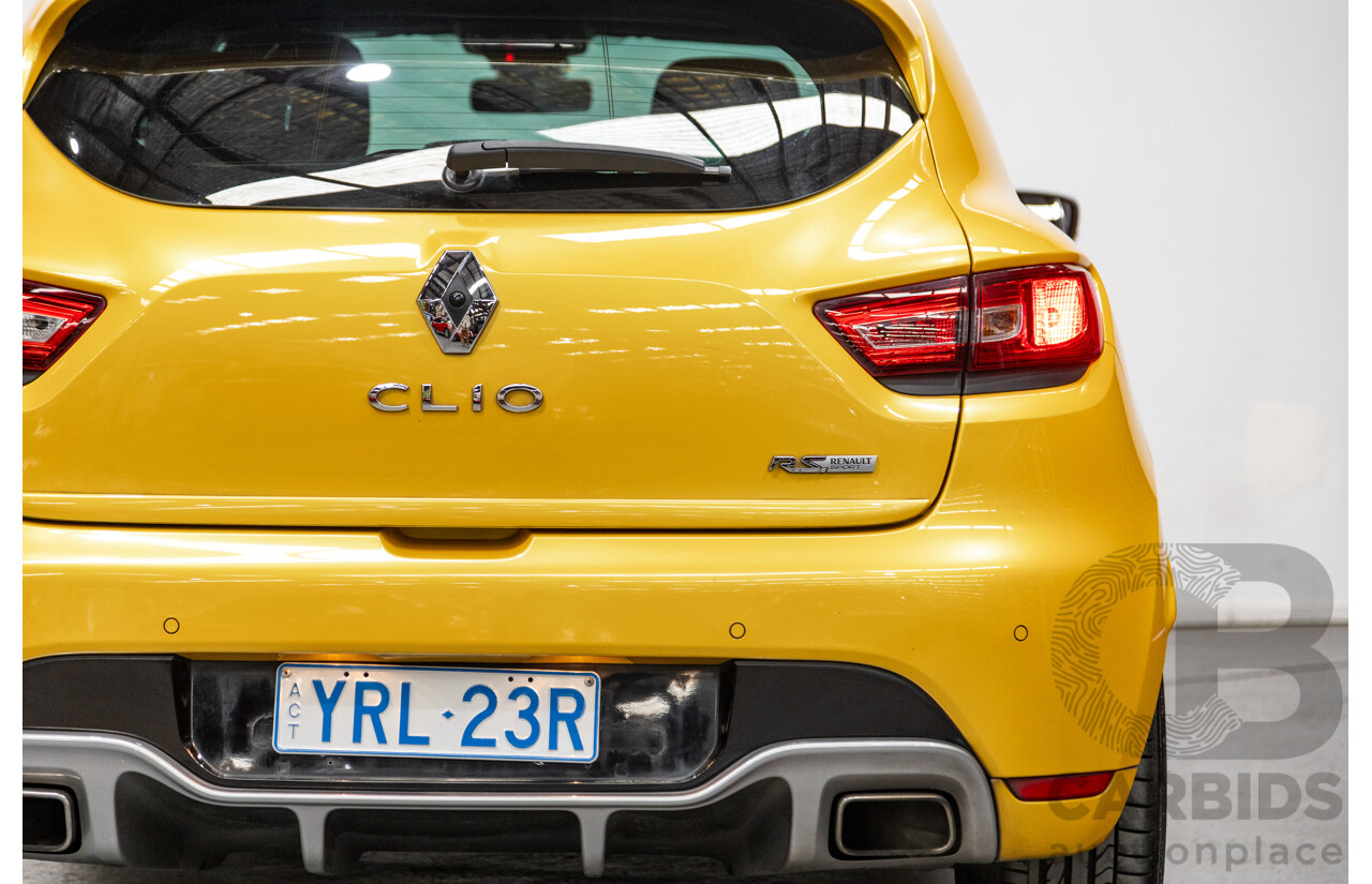 12/2013 Renault Clio RS 200 Sport X98 5d Hatchback Liquid Yellow Metallic Turbo 1.6L
