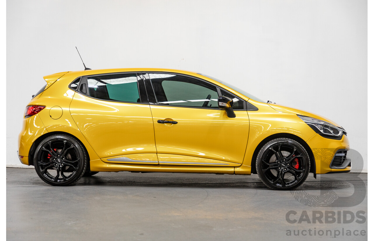 12/2013 Renault Clio RS 200 Sport X98 5d Hatchback Liquid Yellow Metallic Turbo 1.6L