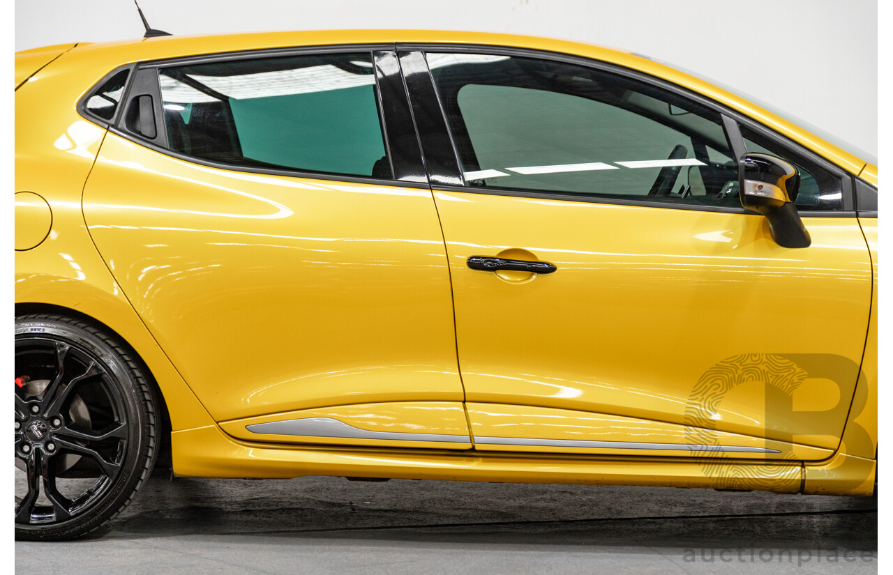 12/2013 Renault Clio RS 200 Sport X98 5d Hatchback Liquid Yellow Metallic Turbo 1.6L