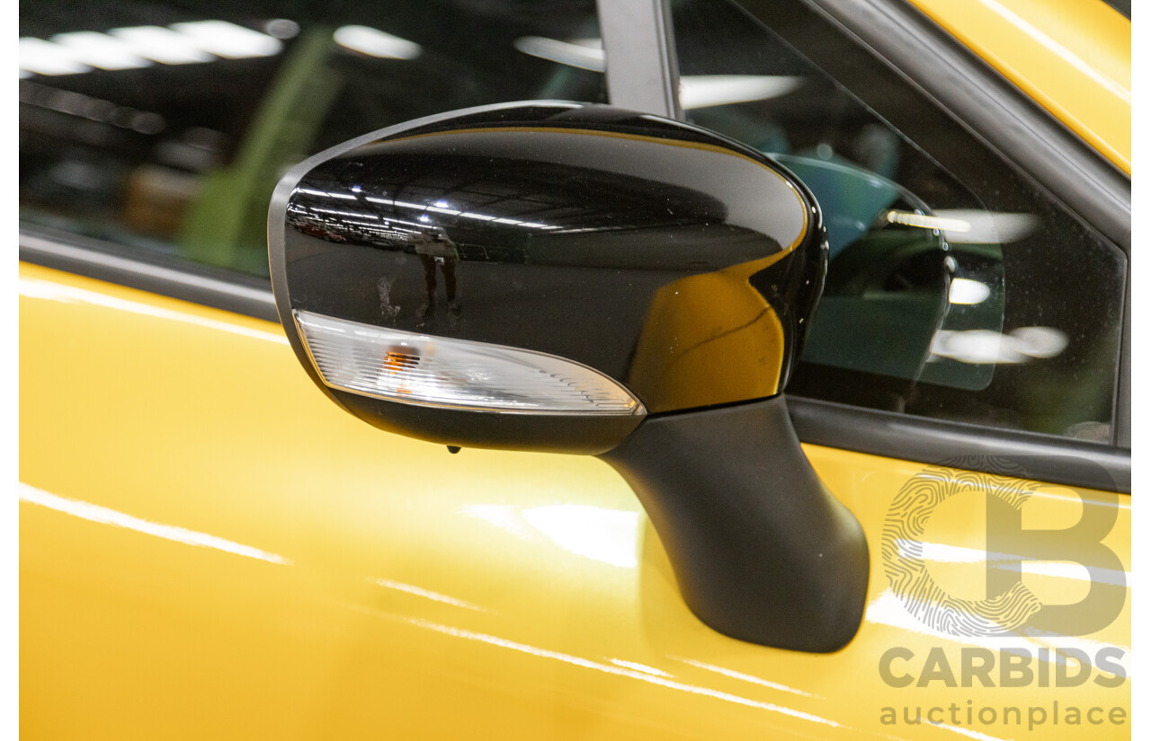 12/2013 Renault Clio RS 200 Sport X98 5d Hatchback Liquid Yellow Metallic Turbo 1.6L