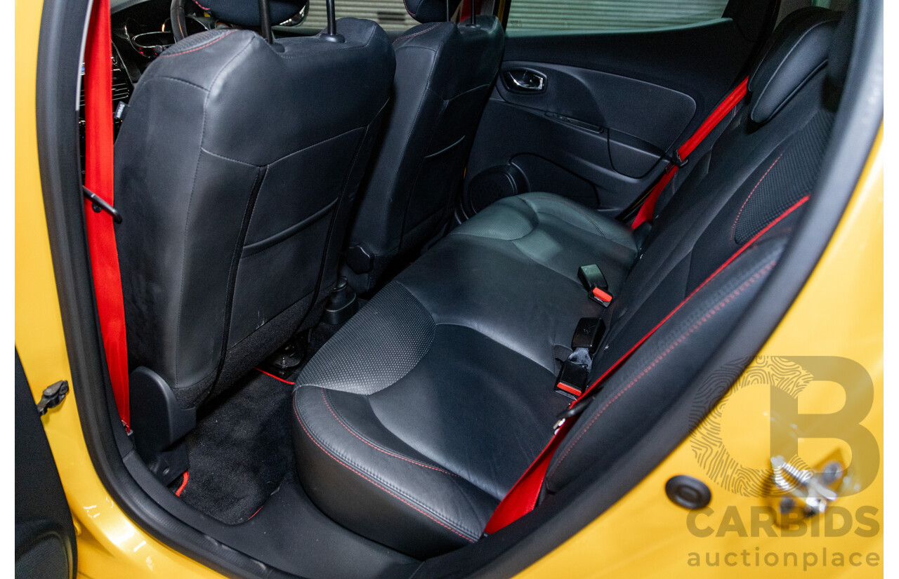 12/2013 Renault Clio RS 200 Sport X98 5d Hatchback Liquid Yellow Metallic Turbo 1.6L
