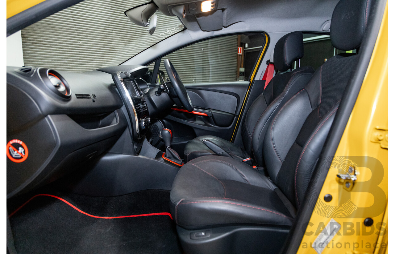 12/2013 Renault Clio RS 200 Sport X98 5d Hatchback Liquid Yellow Metallic Turbo 1.6L