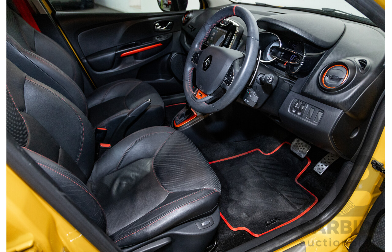12/2013 Renault Clio RS 200 Sport X98 5d Hatchback Liquid Yellow Metallic Turbo 1.6L