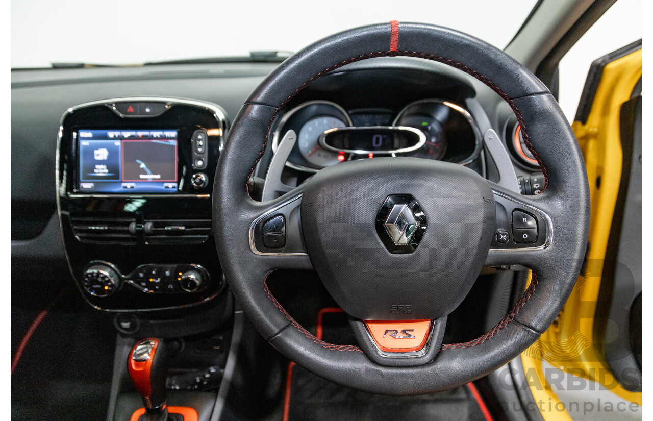 12/2013 Renault Clio RS 200 Sport X98 5d Hatchback Liquid Yellow Metallic Turbo 1.6L