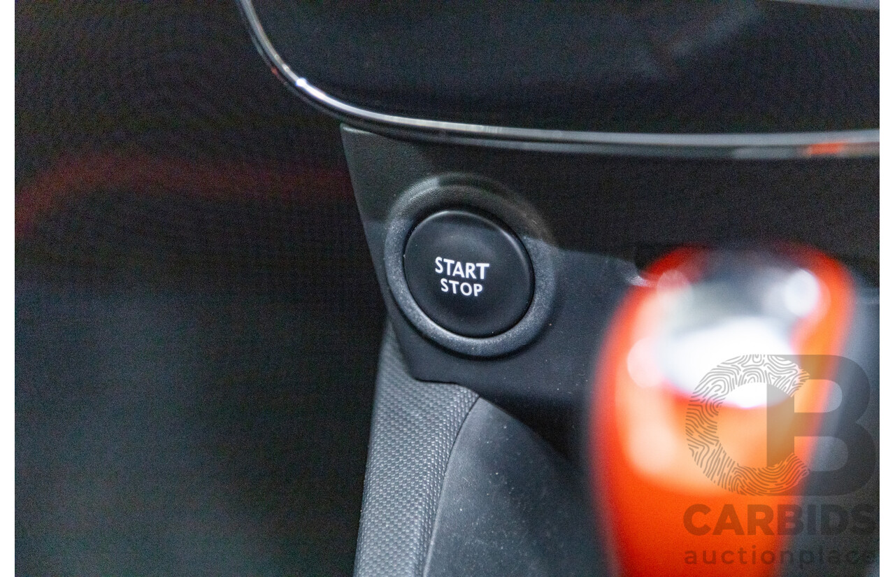 12/2013 Renault Clio RS 200 Sport X98 5d Hatchback Liquid Yellow Metallic Turbo 1.6L