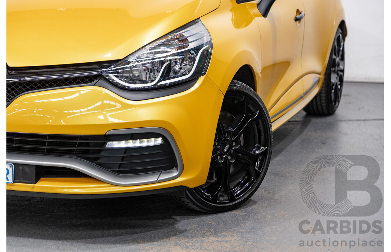 12/2013 Renault Clio RS 200 Sport X98 5d Hatchback Liquid Yellow Metallic Turbo 1.6L