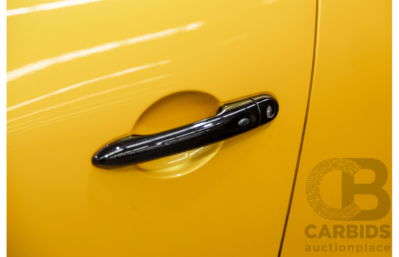 12/2013 Renault Clio RS 200 Sport X98 5d Hatchback Liquid Yellow Metallic Turbo 1.6L