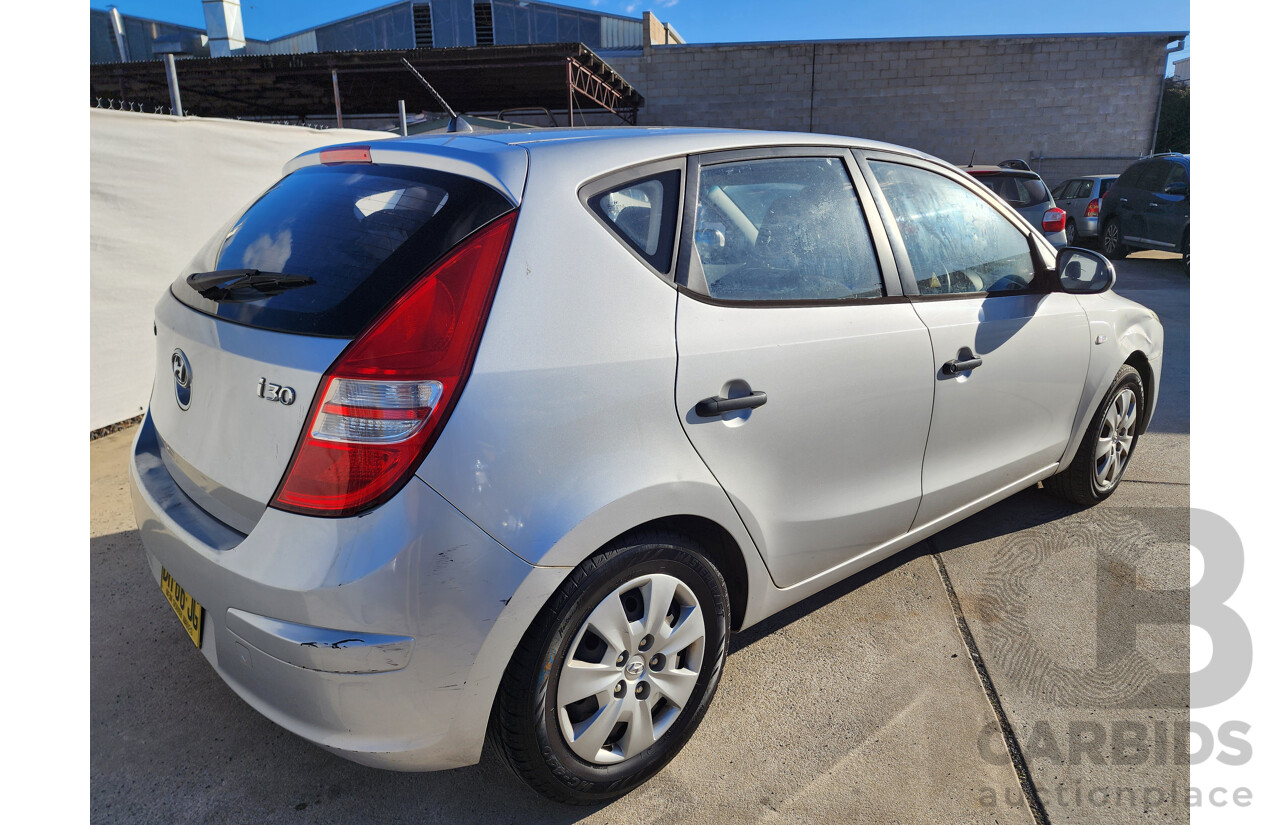 04/2011 Hyundai I30 SX FWD FD MY11 5D Hatchback Silver 1.6L