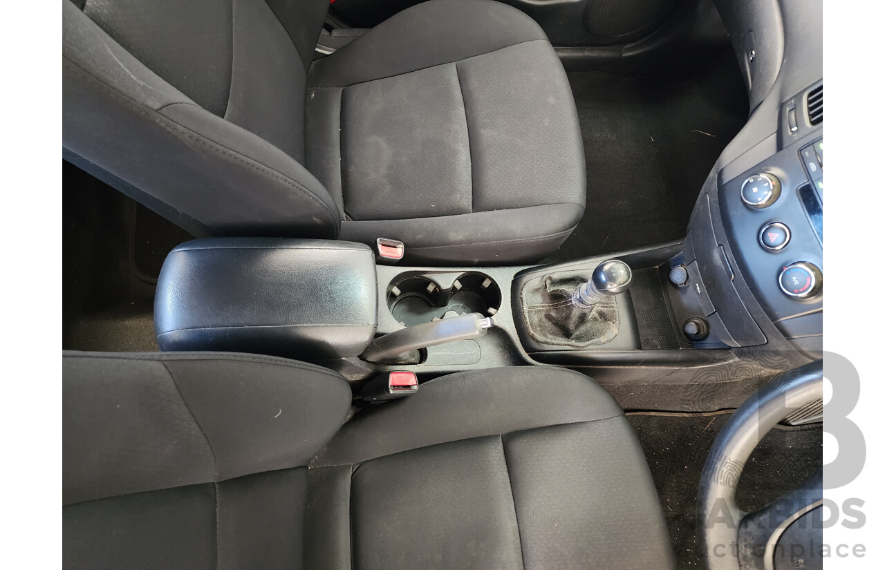 04/2011 Hyundai I30 SX FWD FD MY11 5D Hatchback Silver 1.6L