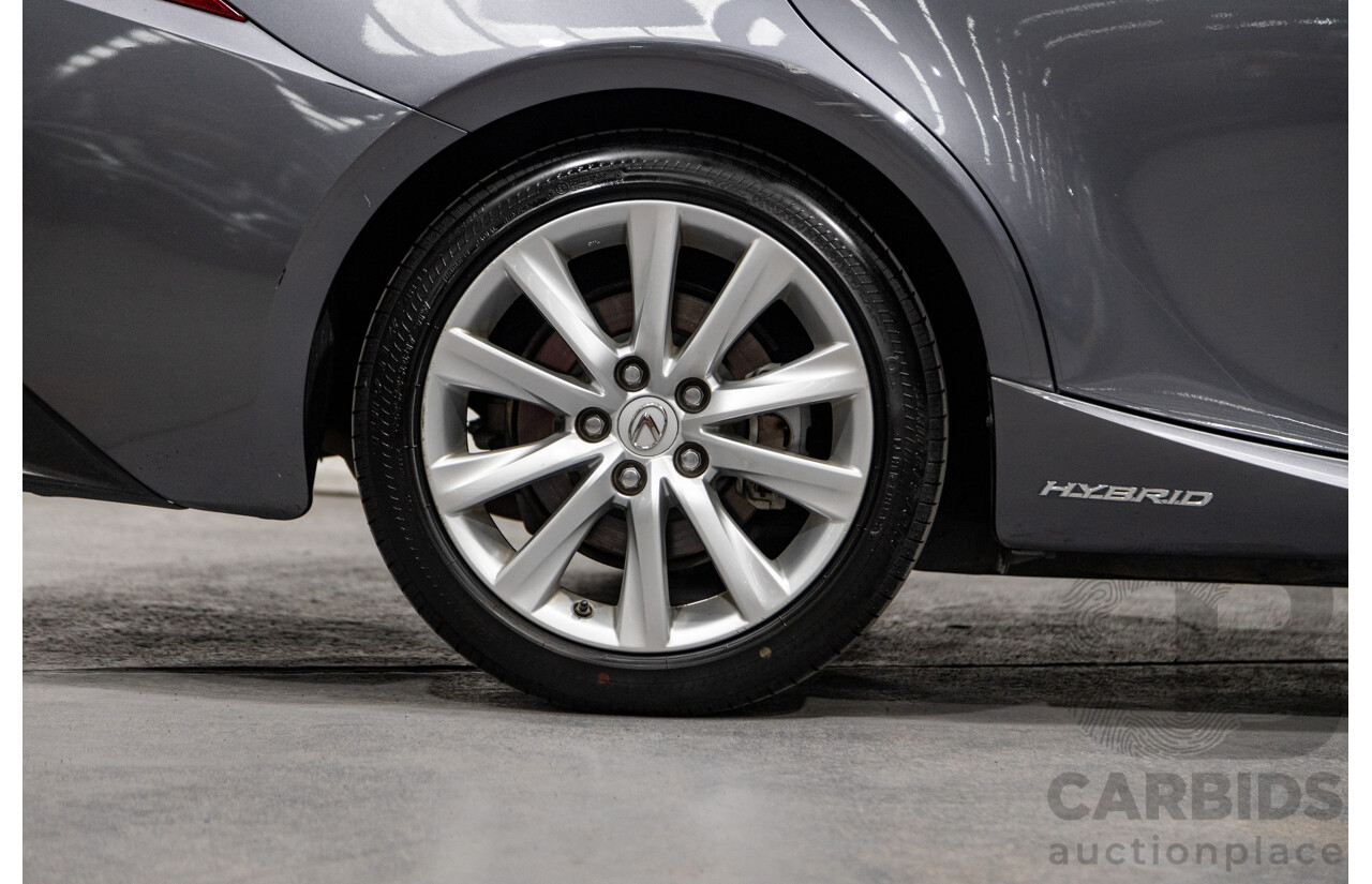 7/2015 Lexus IS300h Luxury Hybrid AVE30R MY15 4d Sedan Mercury Grey Metallic 2.5L - Hybrid
