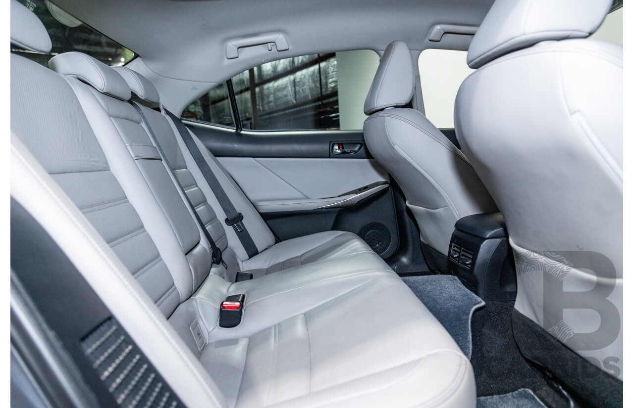 7/2015 Lexus IS300h Luxury Hybrid AVE30R MY15 4d Sedan Mercury Grey Metallic 2.5L - Hybrid