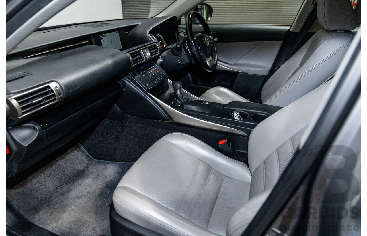 7/2015 Lexus IS300h Luxury Hybrid AVE30R MY15 4d Sedan Mercury Grey Metallic 2.5L - Hybrid