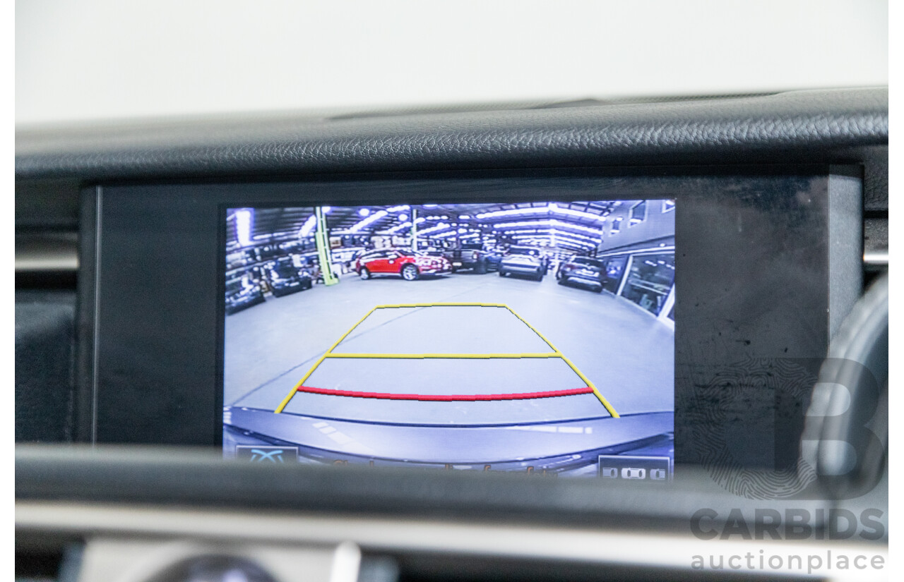 7/2015 Lexus IS300h Luxury Hybrid AVE30R MY15 4d Sedan Mercury Grey Metallic 2.5L - Hybrid