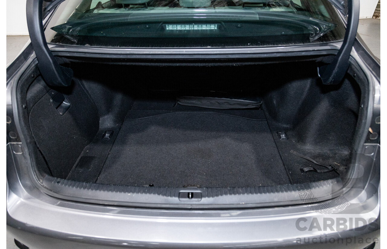 7/2015 Lexus IS300h Luxury Hybrid AVE30R MY15 4d Sedan Mercury Grey Metallic 2.5L - Hybrid