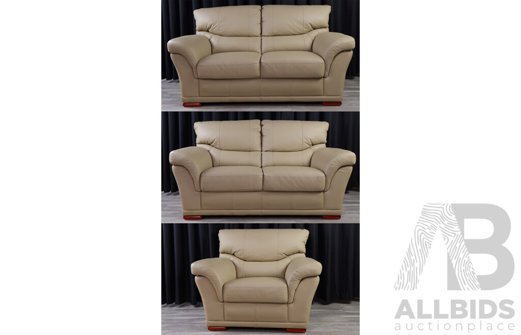 Italian Leather Three Piece Lounge Suite by Rubelli