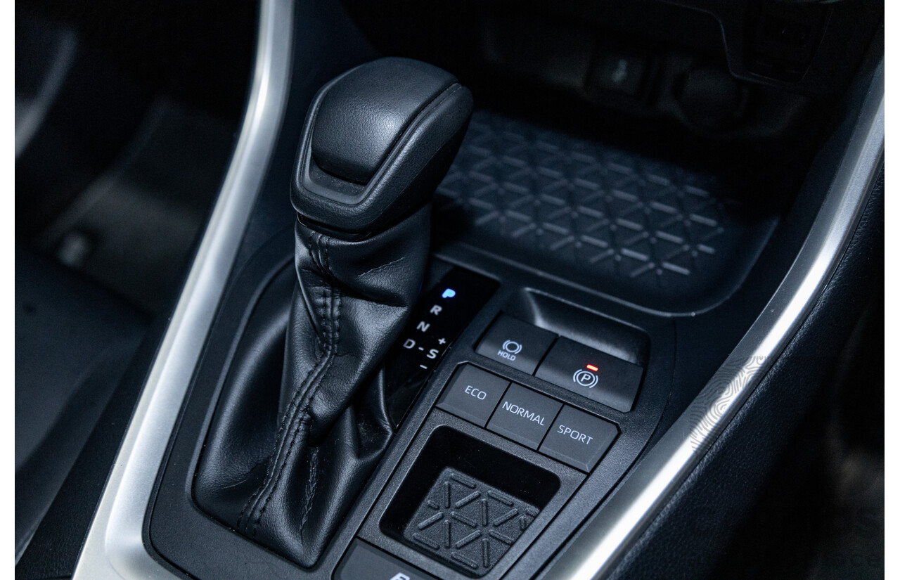 07/2020 Toyota RAV4 GX Hybrid AXAH52R MY20 4d Wagon Silver Sky Metallic 2.5L / 88kw Hybrid