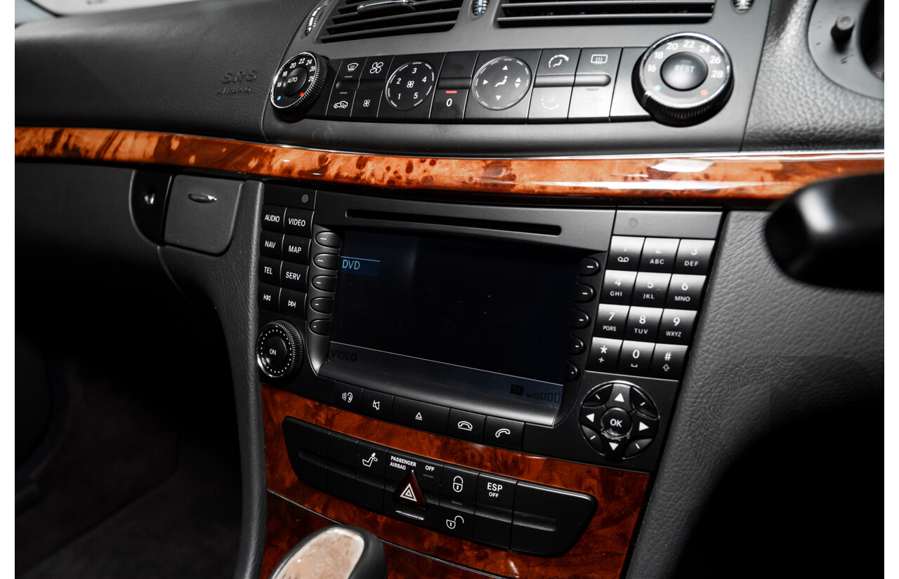 10/2003 Mercedes Benz E320 Elegance 211 4d Sedan Brilliant Silver Metallic V6 3.2L