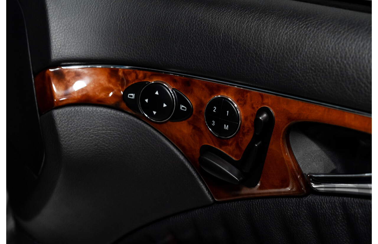 10/2003 Mercedes Benz E320 Elegance 211 4d Sedan Brilliant Silver Metallic V6 3.2L