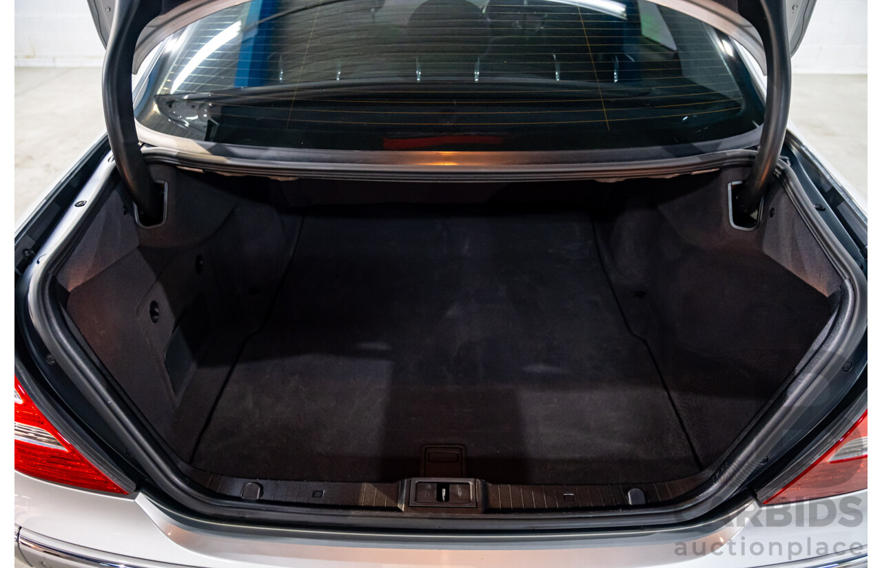 10/2003 Mercedes Benz E320 Elegance 211 4d Sedan Brilliant Silver Metallic V6 3.2L