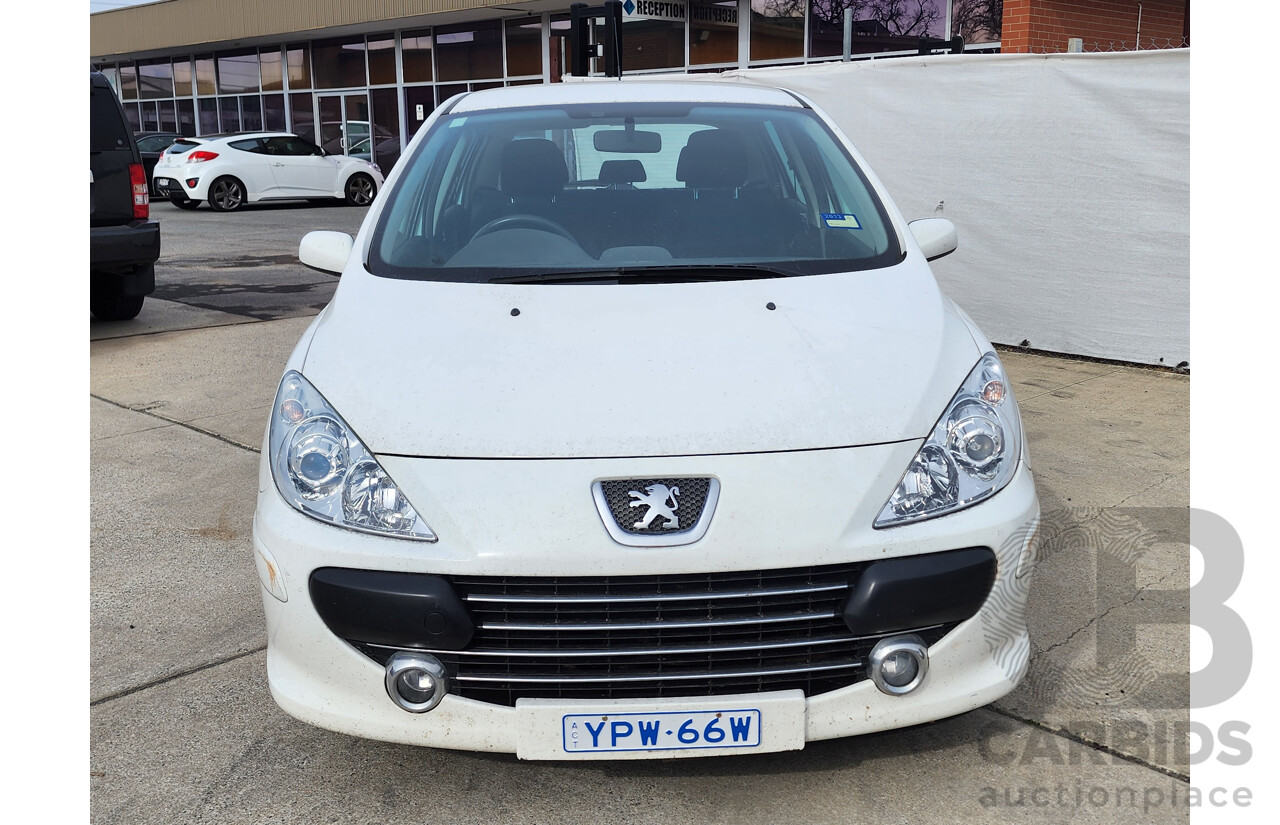 02/2007 Peugeot 307 XS HDi 1.6 FWD MY06 UPGRADE 5D Hatchback White 1.6L