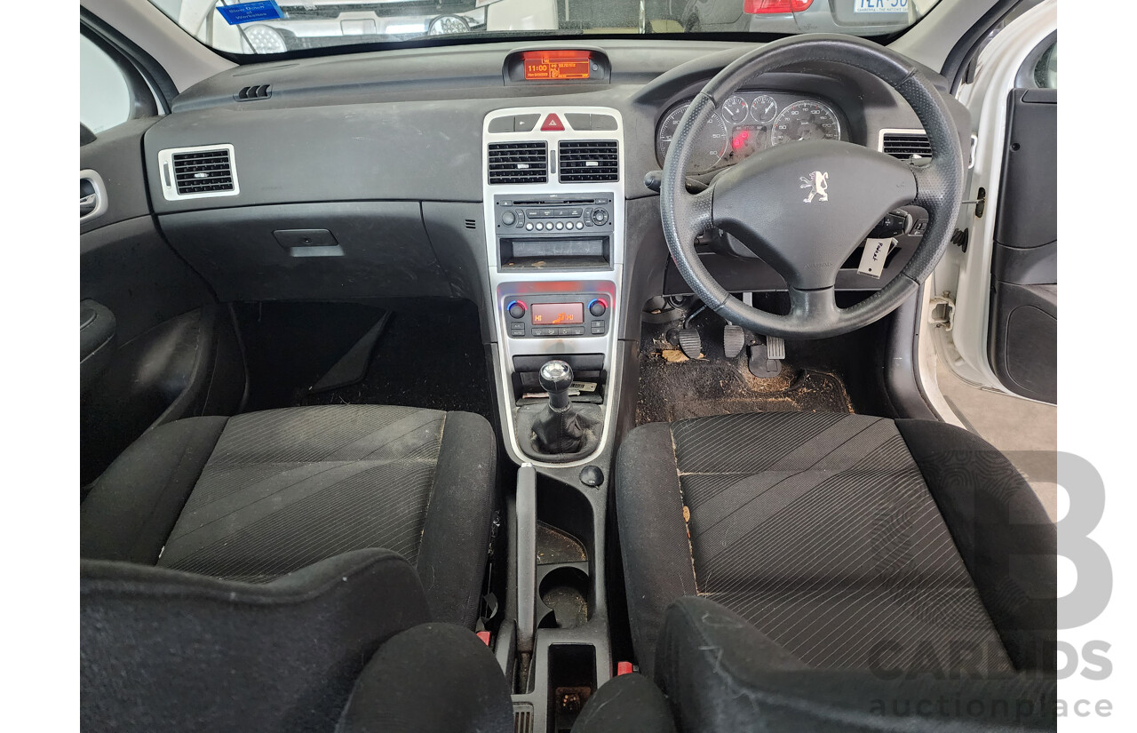 02/2007 Peugeot 307 XS HDi 1.6 FWD MY06 UPGRADE 5D Hatchback White 1.6L