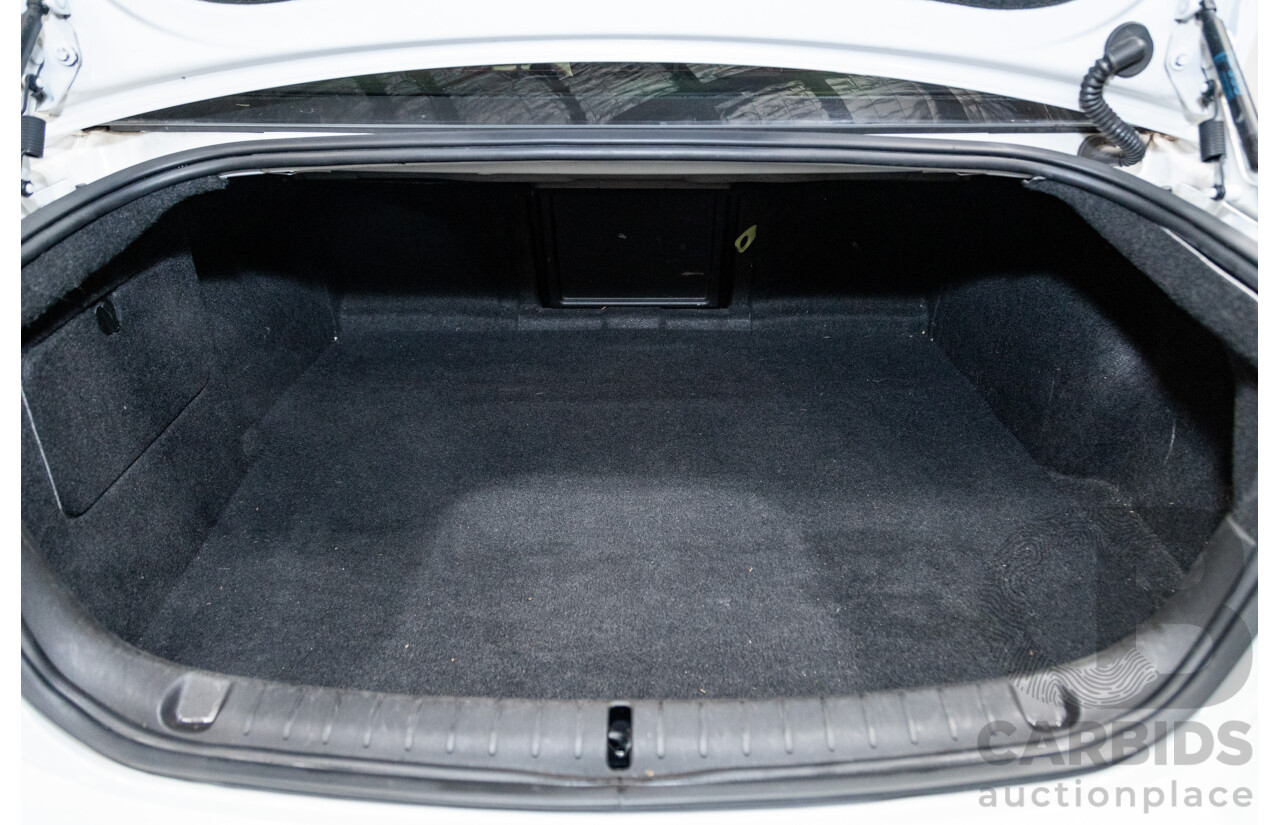 5/2014 Holden Calais VF 4d Sedan Heron White V6 3.6L