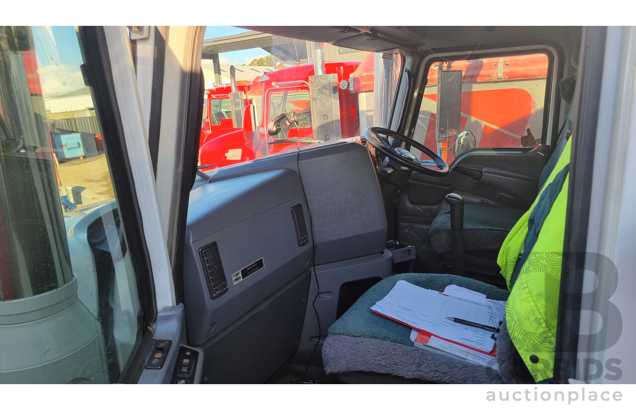 02/2009 MACK Trident CAB 6 X 4 Prime Mover Turbo Diesel 530Hp 12.7L