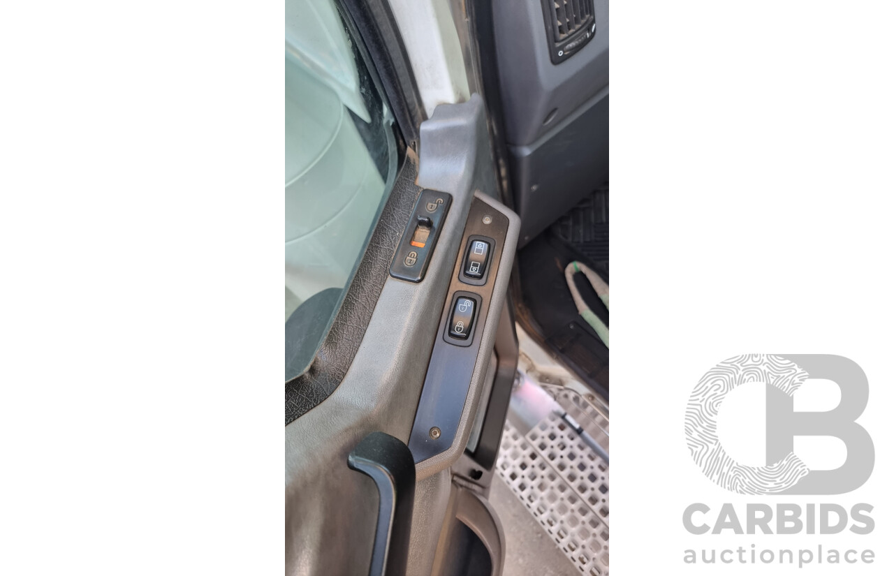 02/2009 MACK Trident CAB 6 X 4 Prime Mover Turbo Diesel 530Hp 12.7L