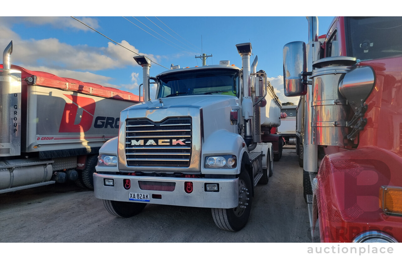 02/2009 MACK Trident CAB 6 X 4 Prime Mover Turbo Diesel 530Hp 12.7L
