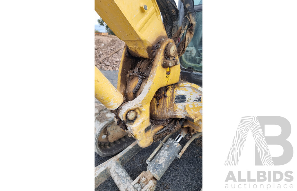 Komatsu PC45MR-3 4.5T Mini Excavator Diesel 38hp 2.2L